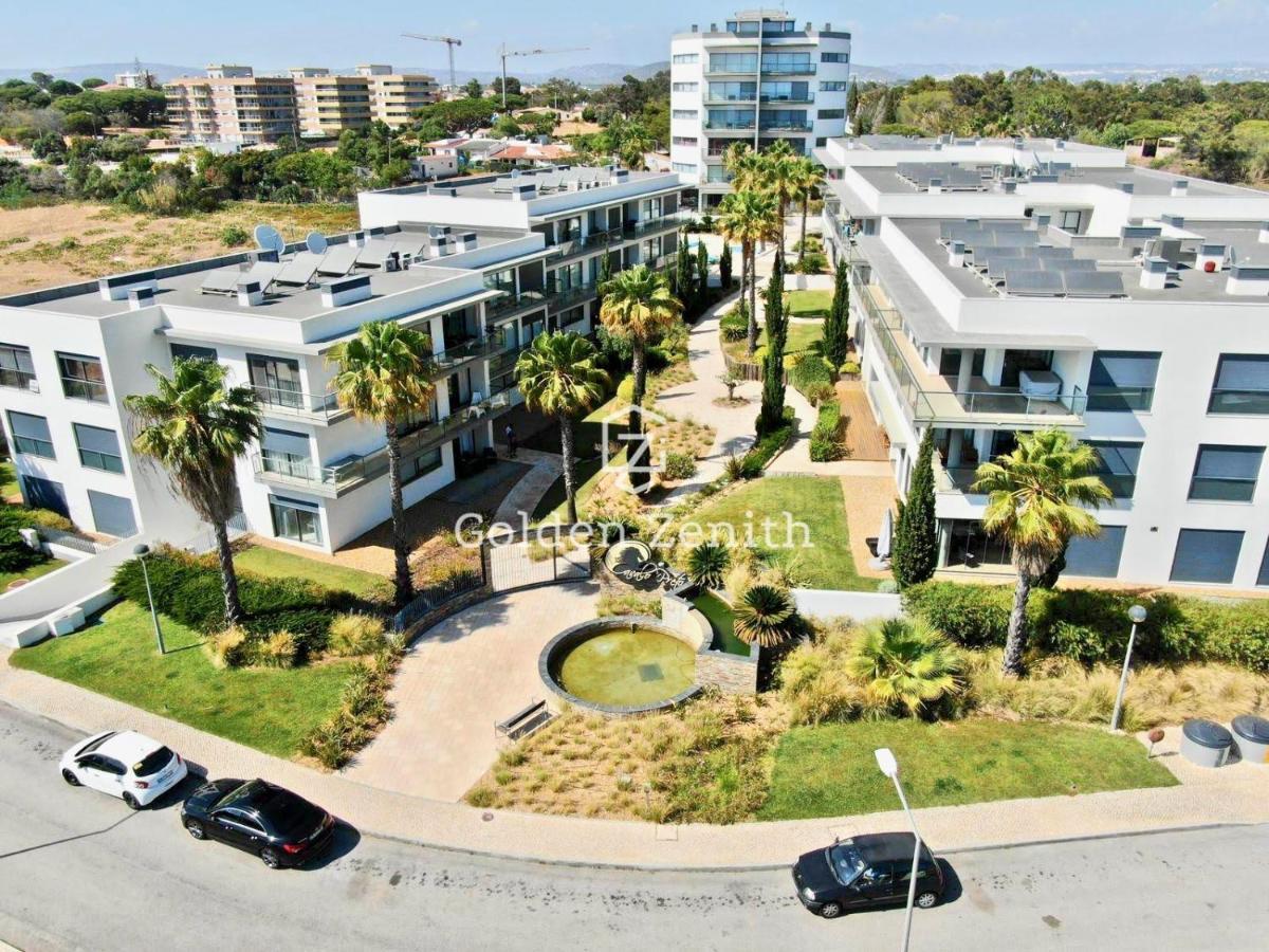 Cavalo Preto Luxury Beach Apartment By Golden Zenith Quarteira Exterior foto