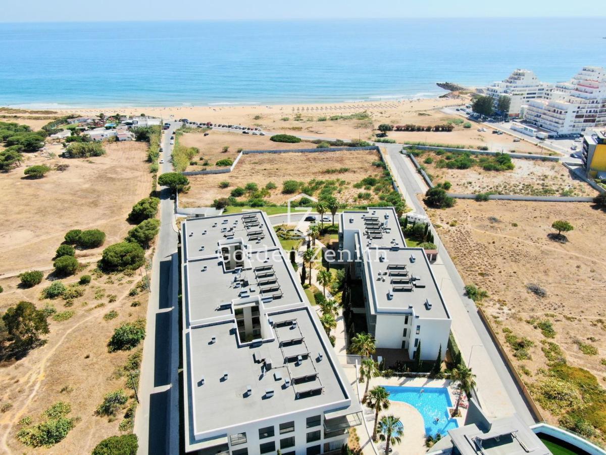 Cavalo Preto Luxury Beach Apartment By Golden Zenith Quarteira Exterior foto