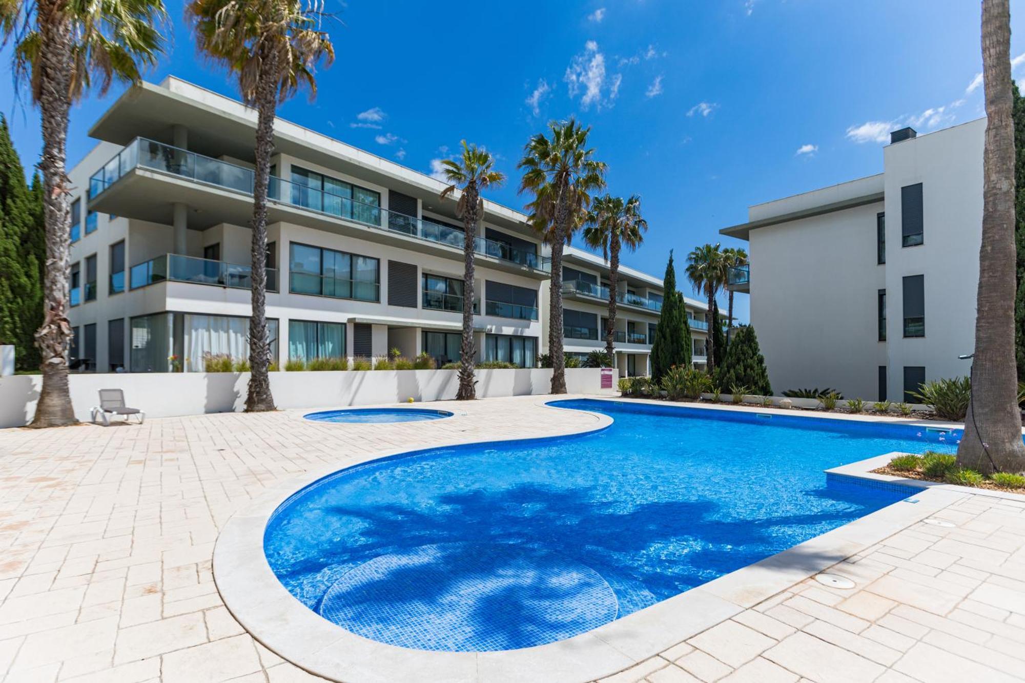 Cavalo Preto Luxury Beach Apartment By Golden Zenith Quarteira Exterior foto